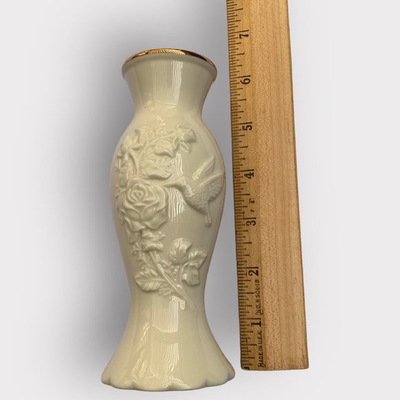 LENOX China Cream Gold Hummingbird Floral Bud Vase 6" - Picture 2 of 4
